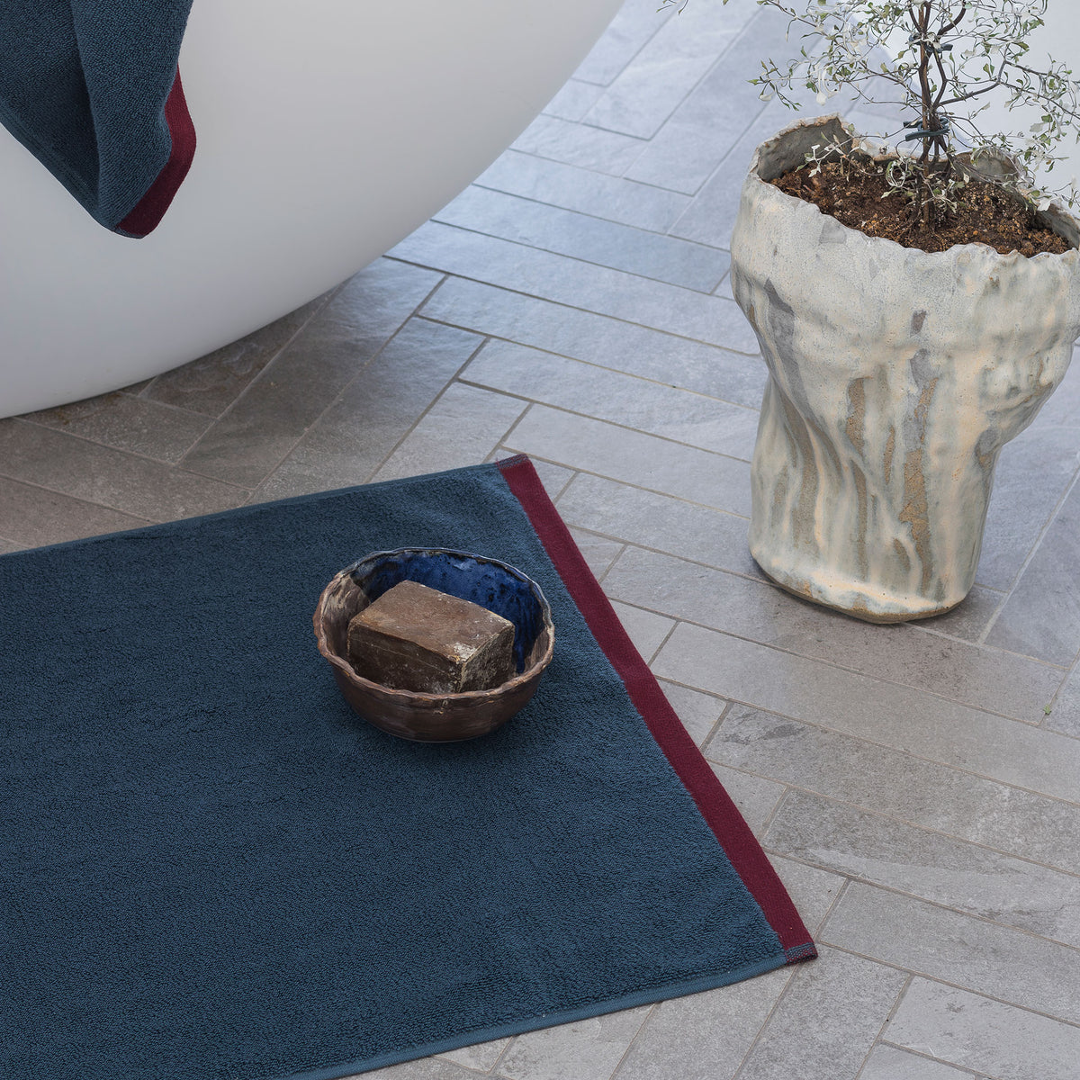 SOFT bademåtte, Midnight blue / Light grey