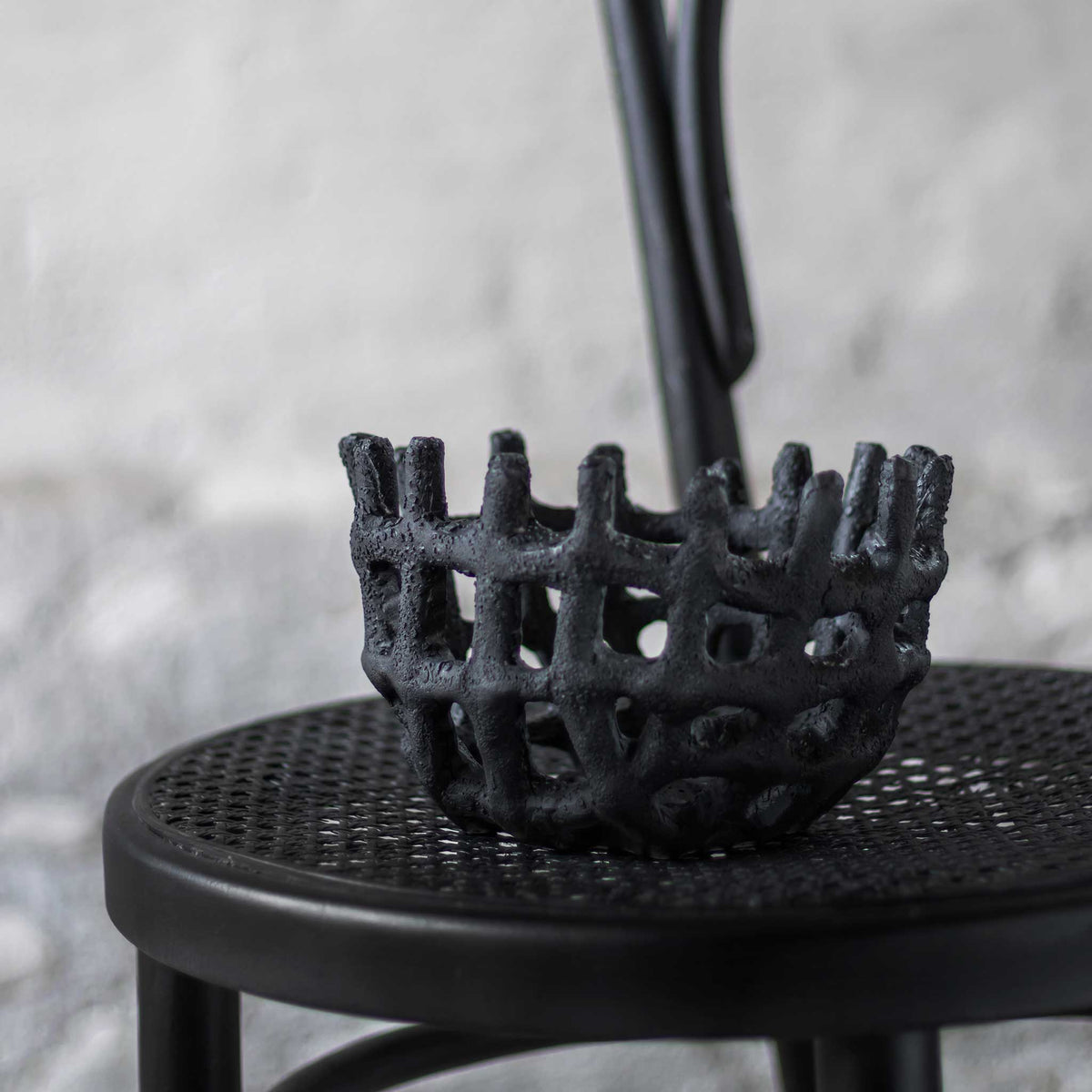 ART PIECE Braided bowl, Black
